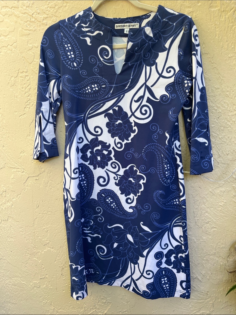 Barbara Gerwit Navy & White Spandex Strait Body Beautiful Dress S